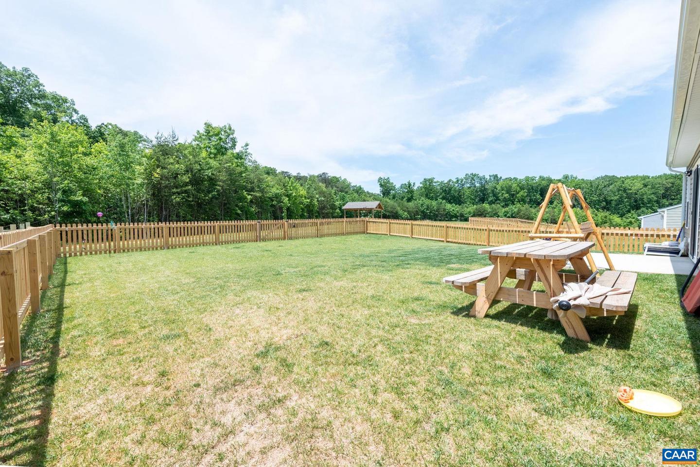 53 HORSE PATH DR, CHARLOTTESVILLE, Virginia 22902, 3 Bedrooms Bedrooms, ,2 BathroomsBathrooms,Residential,For sale,53 HORSE PATH DR,664856 MLS # 664856