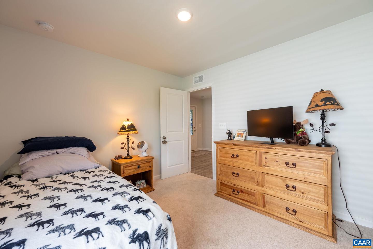 53 HORSE PATH DR, CHARLOTTESVILLE, Virginia 22902, 3 Bedrooms Bedrooms, ,2 BathroomsBathrooms,Residential,For sale,53 HORSE PATH DR,664856 MLS # 664856