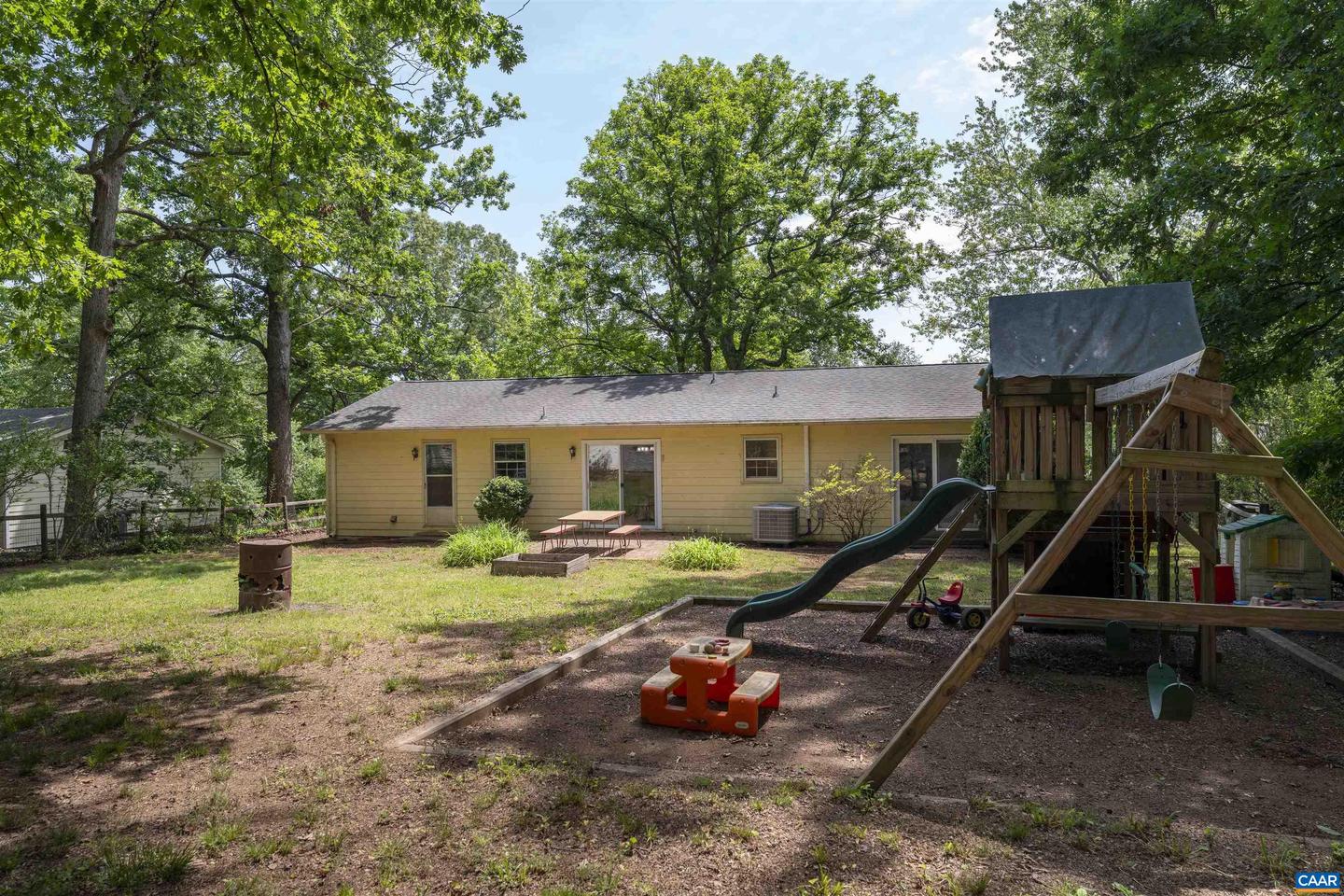 116 LUPINE LN, CHARLOTTESVILLE, Virginia 22911, 3 Bedrooms Bedrooms, ,2 BathroomsBathrooms,Residential,For sale,116 LUPINE LN,664876 MLS # 664876