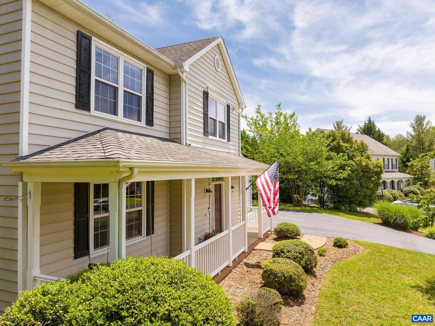 5301 LITTLE FOX LN, CHARLOTTESVILLE, Virginia 22903, 4 Bedrooms Bedrooms, ,2 BathroomsBathrooms,Residential,For sale,5301 LITTLE FOX LN,664879 MLS # 664879