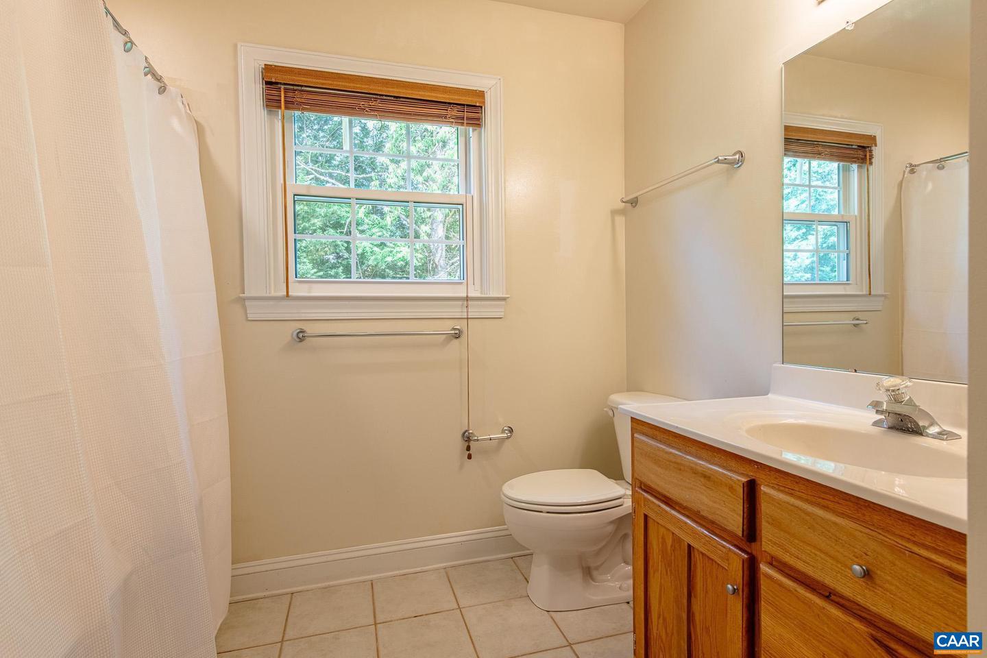 5301 LITTLE FOX LN, CHARLOTTESVILLE, Virginia 22903, 4 Bedrooms Bedrooms, ,2 BathroomsBathrooms,Residential,For sale,5301 LITTLE FOX LN,664879 MLS # 664879