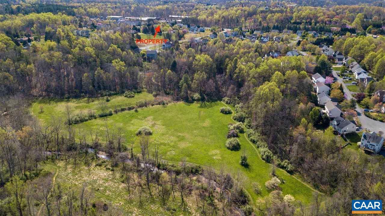 5301 LITTLE FOX LN, CHARLOTTESVILLE, Virginia 22903, 4 Bedrooms Bedrooms, ,2 BathroomsBathrooms,Residential,For sale,5301 LITTLE FOX LN,664879 MLS # 664879