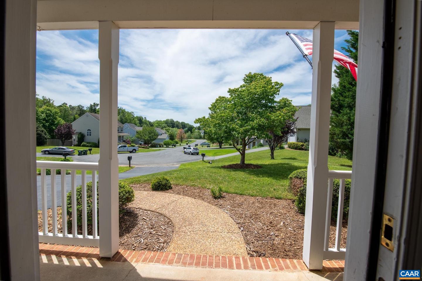 5301 LITTLE FOX LN, CHARLOTTESVILLE, Virginia 22903, 4 Bedrooms Bedrooms, ,2 BathroomsBathrooms,Residential,For sale,5301 LITTLE FOX LN,664879 MLS # 664879