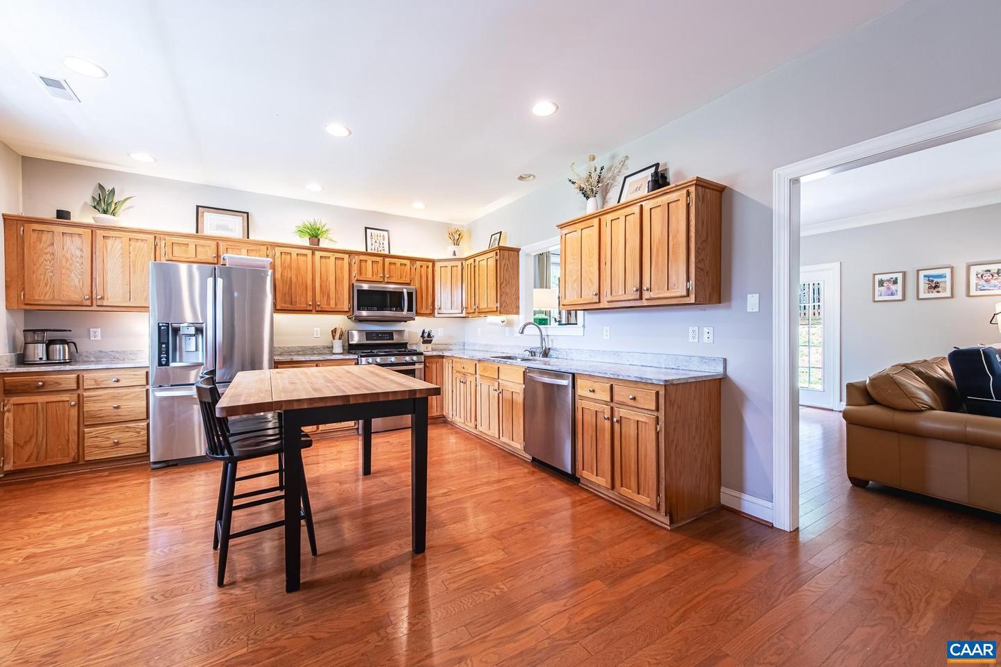 5301 LITTLE FOX LN, CHARLOTTESVILLE, Virginia 22903, 4 Bedrooms Bedrooms, ,2 BathroomsBathrooms,Residential,For sale,5301 LITTLE FOX LN,664879 MLS # 664879