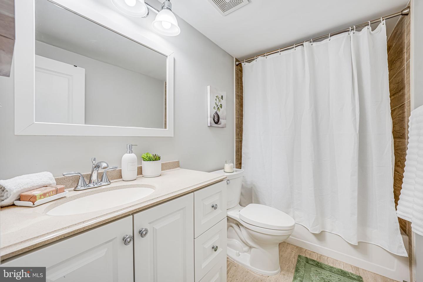 2722 WOODLEY PL, FALLS CHURCH, Virginia 22046, 4 Bedrooms Bedrooms, ,2 BathroomsBathrooms,Residential,For sale,2722 WOODLEY PL,VAFX2242806 MLS # VAFX2242806