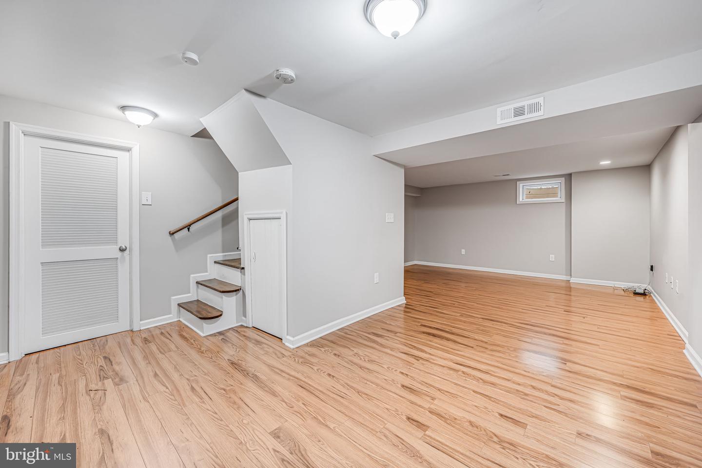 2722 WOODLEY PL, FALLS CHURCH, Virginia 22046, 4 Bedrooms Bedrooms, ,2 BathroomsBathrooms,Residential,For sale,2722 WOODLEY PL,VAFX2242806 MLS # VAFX2242806