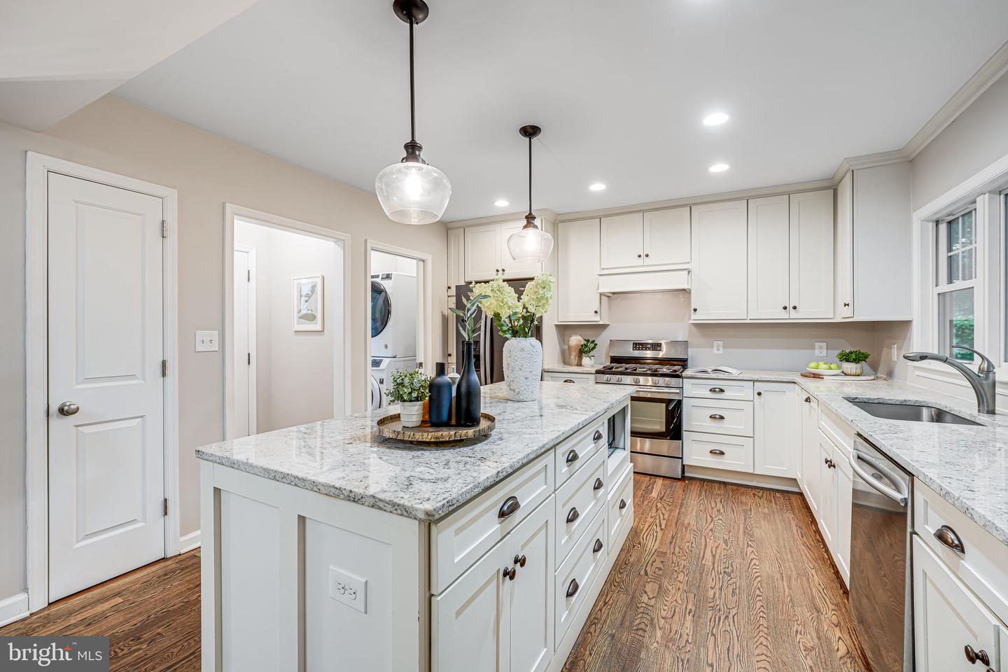 2722 WOODLEY PL, FALLS CHURCH, Virginia 22046, 4 Bedrooms Bedrooms, ,2 BathroomsBathrooms,Residential,For sale,2722 WOODLEY PL,VAFX2242806 MLS # VAFX2242806