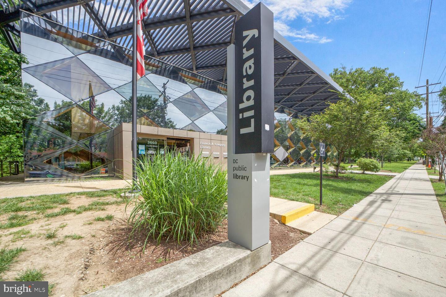 2019 38TH ST SE #B, WASHINGTON, District Of Columbia 20020, 2 Bedrooms Bedrooms, ,1 BathroomBathrooms,Residential,For sale,2019 38TH ST SE #B,DCDC2202190 MLS # DCDC2202190
