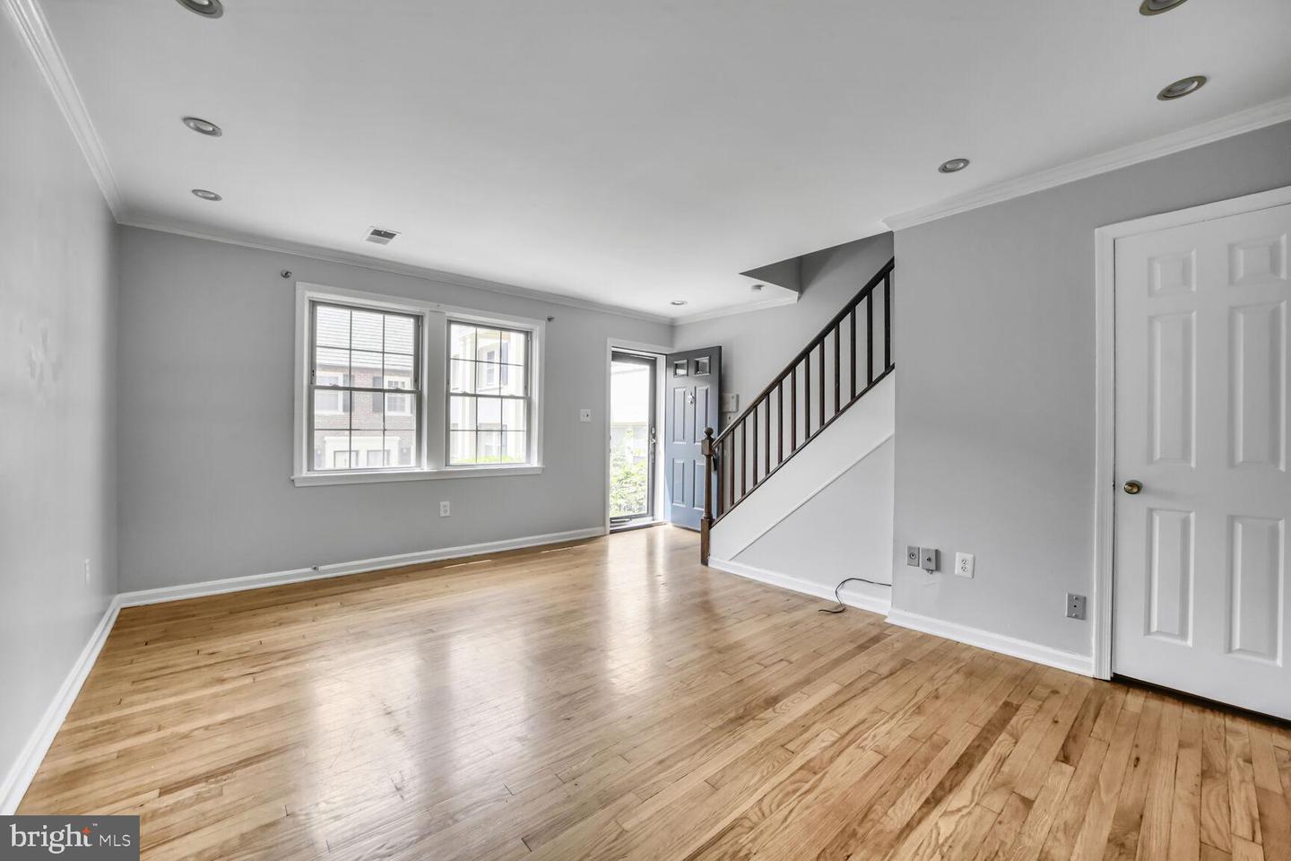 2019 38TH ST SE #B, WASHINGTON, District Of Columbia 20020, 2 Bedrooms Bedrooms, ,1 BathroomBathrooms,Residential,For sale,2019 38TH ST SE #B,DCDC2202190 MLS # DCDC2202190