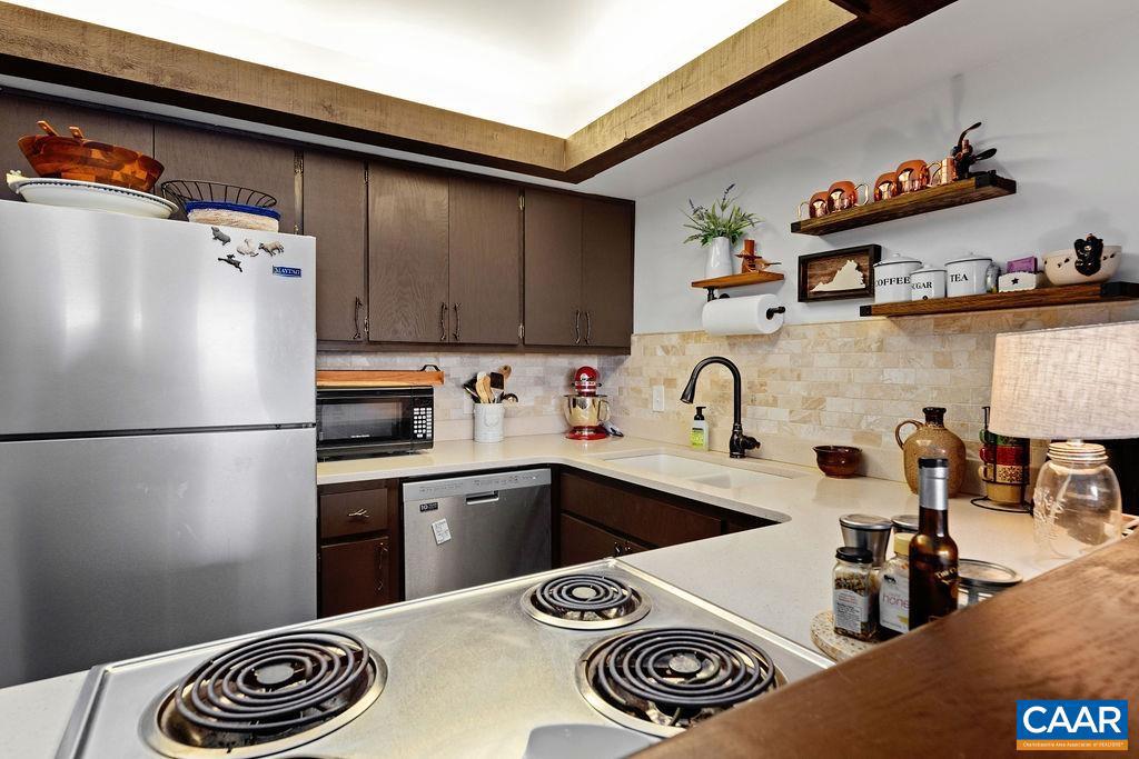 1403 HIGHLANDS CONDOS, WINTERGREEN RESORT, Virginia 22967, 2 Bedrooms Bedrooms, ,2 BathroomsBathrooms,Residential,For sale,1403 HIGHLANDS CONDOS,664893 MLS # 664893
