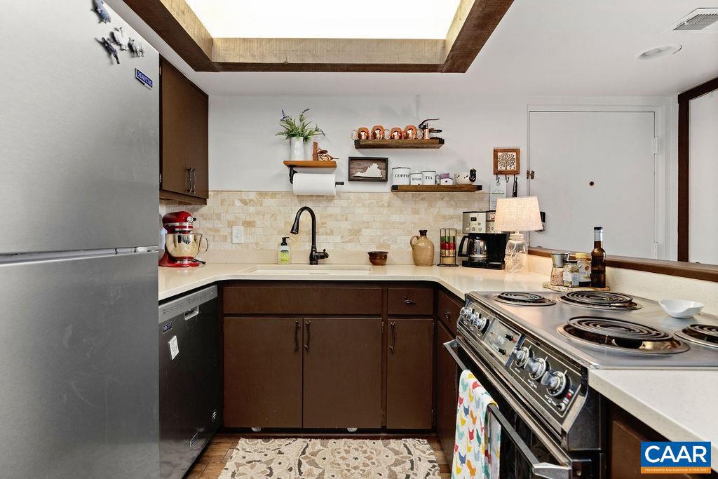 1403 HIGHLANDS CONDOS, WINTERGREEN RESORT, Virginia 22967, 2 Bedrooms Bedrooms, ,2 BathroomsBathrooms,Residential,For sale,1403 HIGHLANDS CONDOS,664893 MLS # 664893