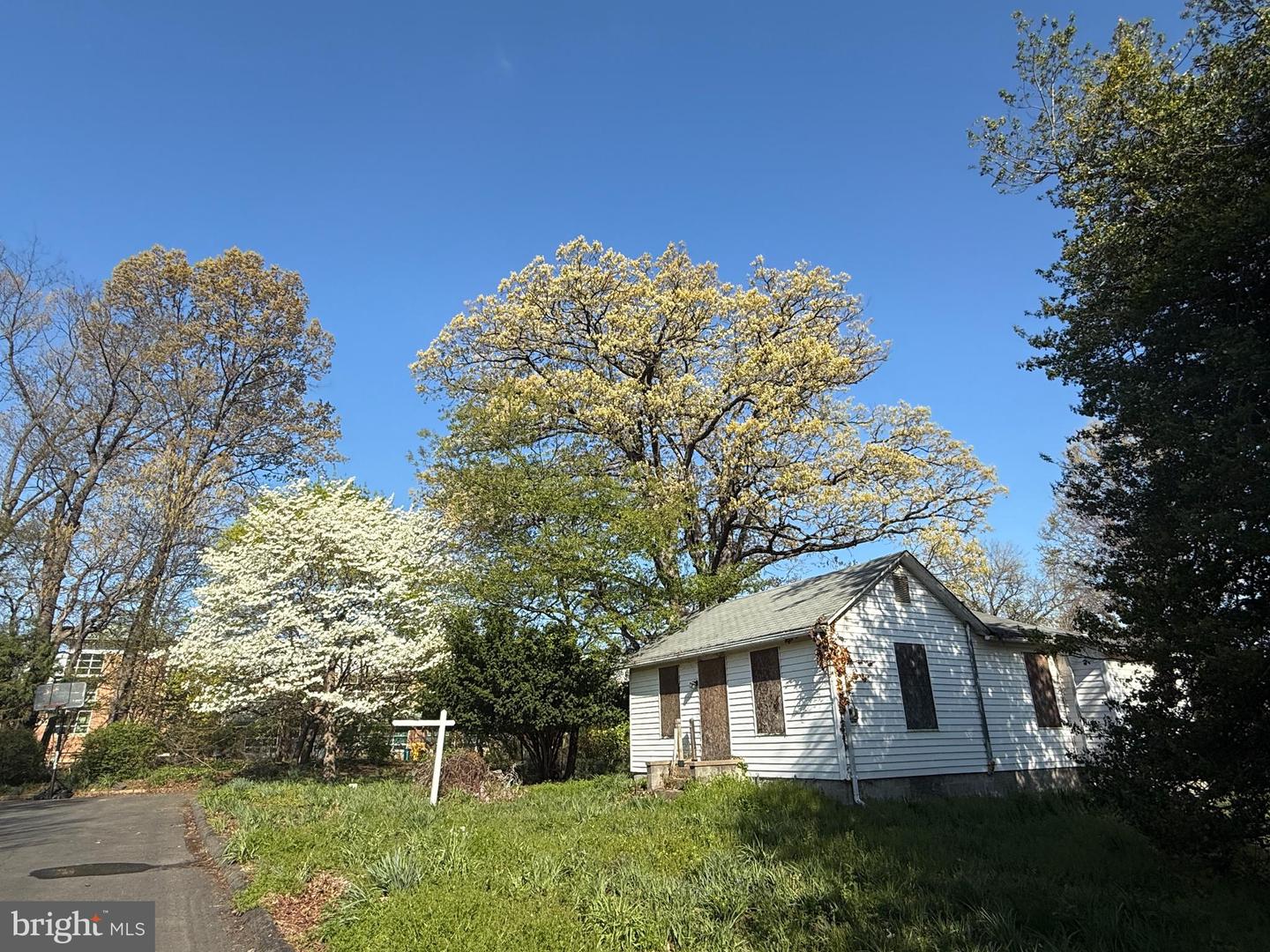 5941 4TH ST S, ARLINGTON, Virginia 22204, 2 Bedrooms Bedrooms, ,1 BathroomBathrooms,Residential,For sale,5941 4TH ST S,VAAR2058142 MLS # VAAR2058142