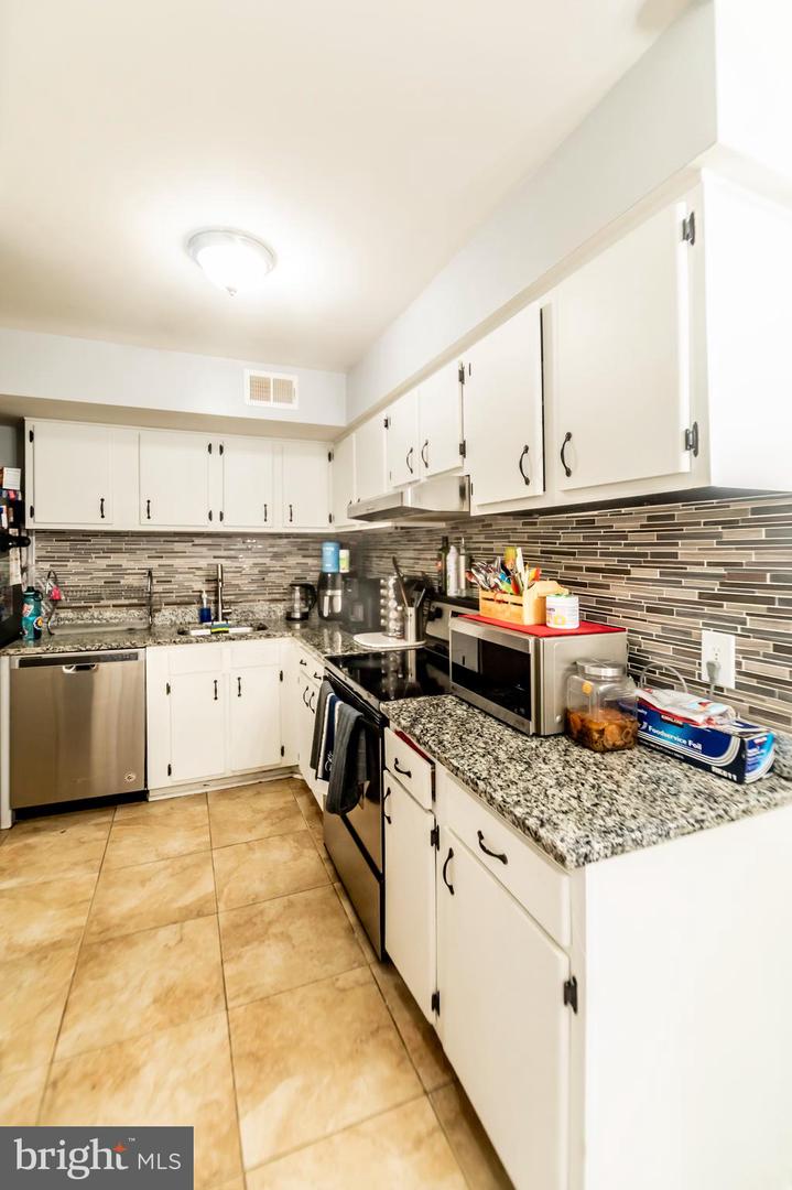 4548 CONWELL DR, ANNANDALE, Virginia 22003, 3 Bedrooms Bedrooms, ,2 BathroomsBathrooms,Residential,For sale,4548 CONWELL DR,VAFX2242840 MLS # VAFX2242840
