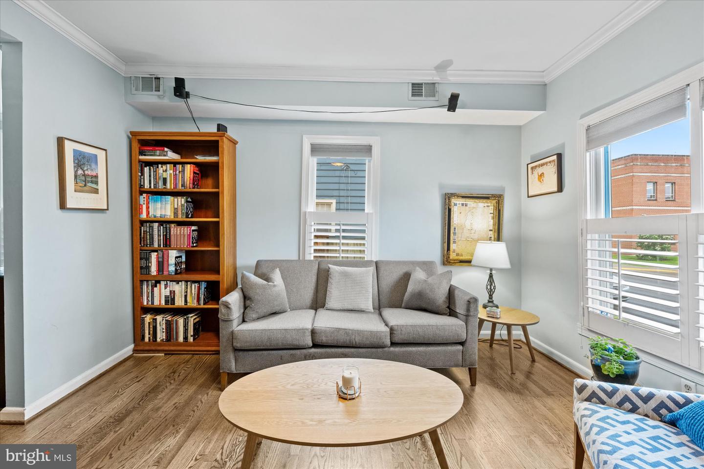 303 N WEST ST, ALEXANDRIA, Virginia 22314, 2 Bedrooms Bedrooms, ,2 BathroomsBathrooms,Residential,For sale,303 N WEST ST,VAAX2045658 MLS # VAAX2045658