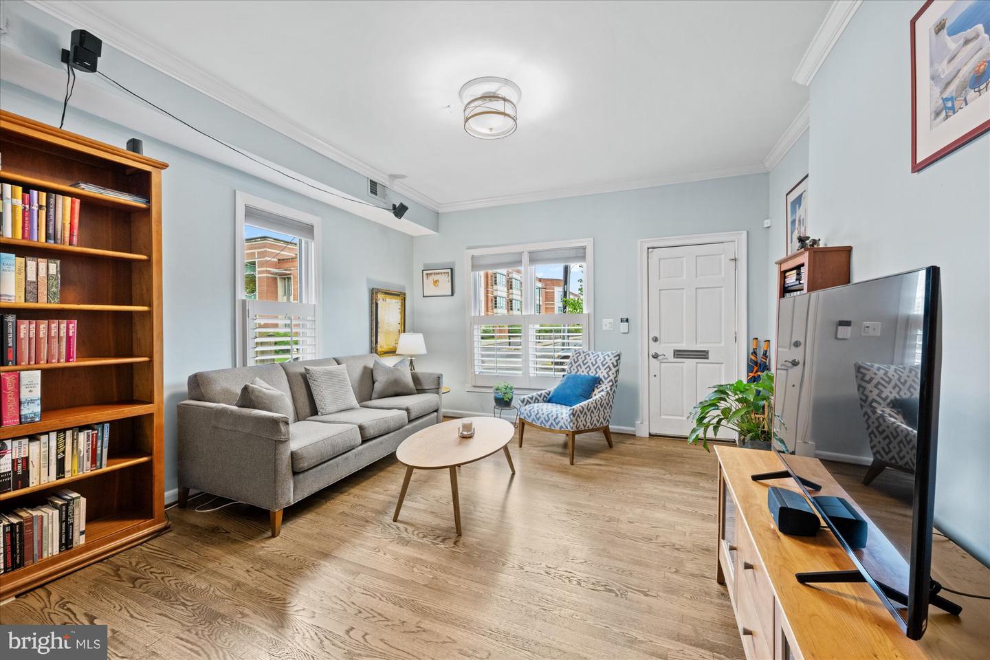 303 N WEST ST, ALEXANDRIA, Virginia 22314, 2 Bedrooms Bedrooms, ,2 BathroomsBathrooms,Residential,For sale,303 N WEST ST,VAAX2045658 MLS # VAAX2045658