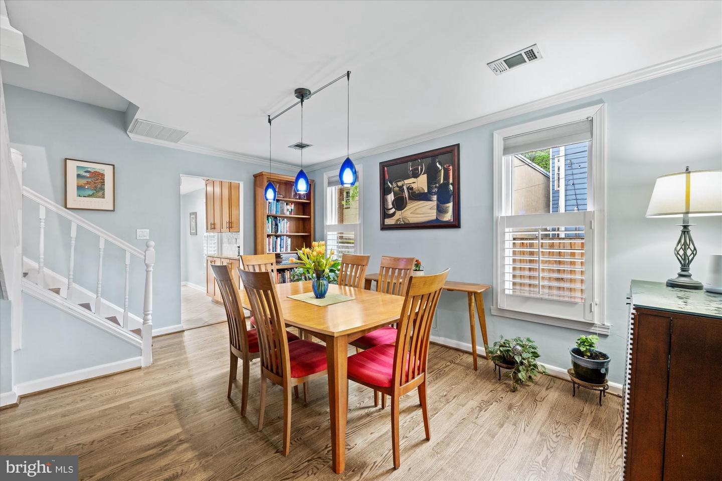 303 N WEST ST, ALEXANDRIA, Virginia 22314, 2 Bedrooms Bedrooms, ,2 BathroomsBathrooms,Residential,For sale,303 N WEST ST,VAAX2045658 MLS # VAAX2045658