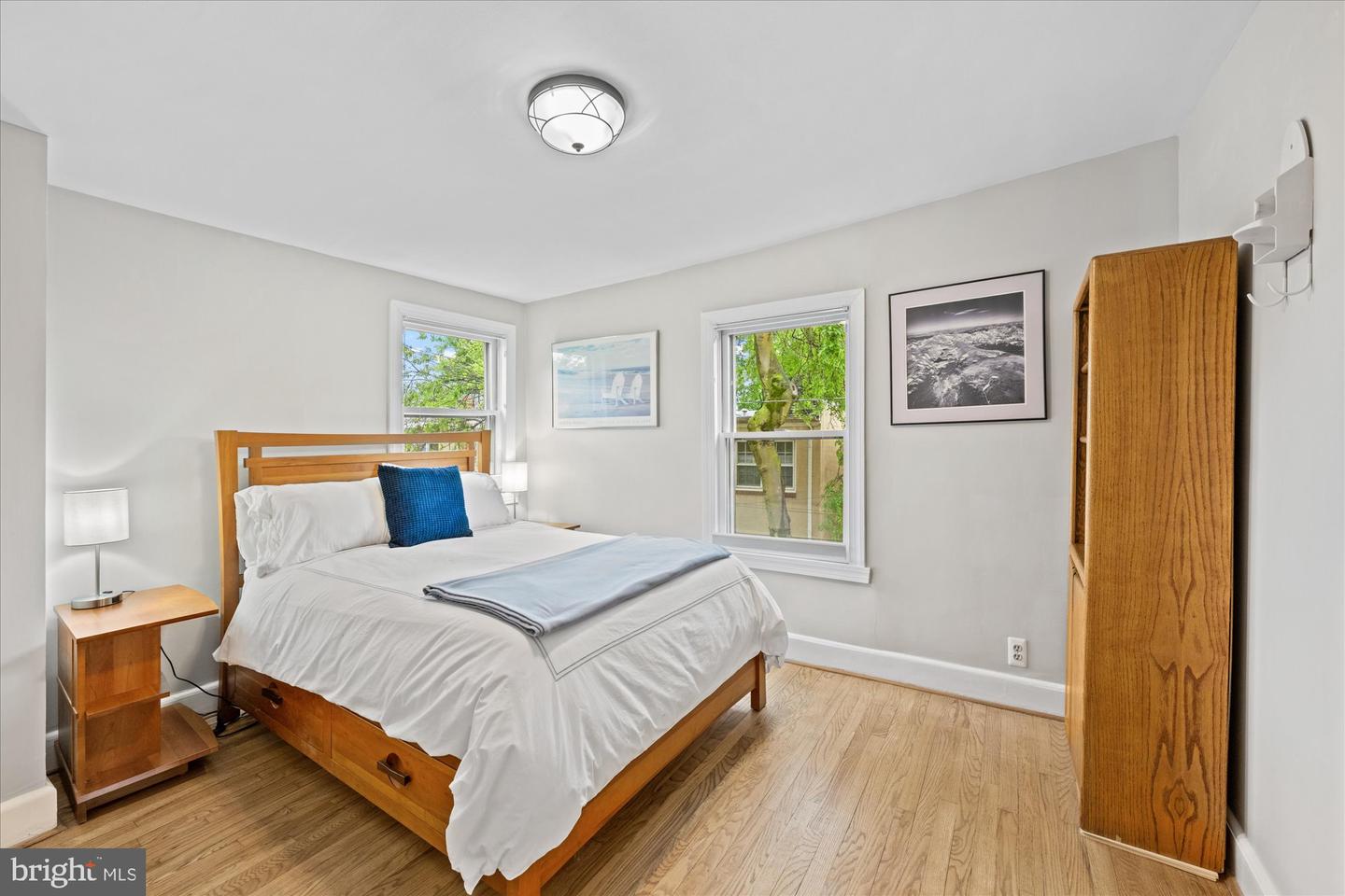 303 N WEST ST, ALEXANDRIA, Virginia 22314, 2 Bedrooms Bedrooms, ,2 BathroomsBathrooms,Residential,For sale,303 N WEST ST,VAAX2045658 MLS # VAAX2045658