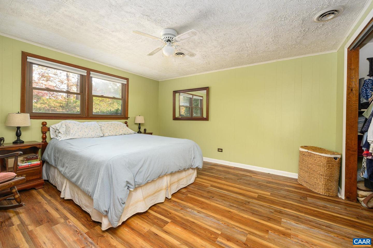 1208 OAK HILL DR, CHARLOTTESVILLE, Virginia 22902, 3 Bedrooms Bedrooms, ,2 BathroomsBathrooms,Residential,For sale,1208 OAK HILL DR,664894 MLS # 664894