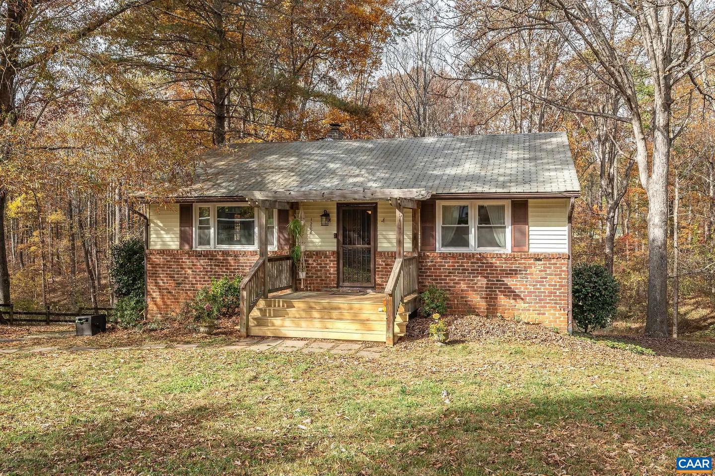 1208 OAK HILL DR, CHARLOTTESVILLE, Virginia 22902, 3 Bedrooms Bedrooms, ,2 BathroomsBathrooms,Residential,For sale,1208 OAK HILL DR,664894 MLS # 664894
