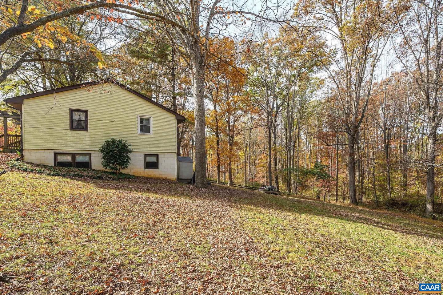 1208 OAK HILL DR, CHARLOTTESVILLE, Virginia 22902, 3 Bedrooms Bedrooms, ,2 BathroomsBathrooms,Residential,For sale,1208 OAK HILL DR,664894 MLS # 664894