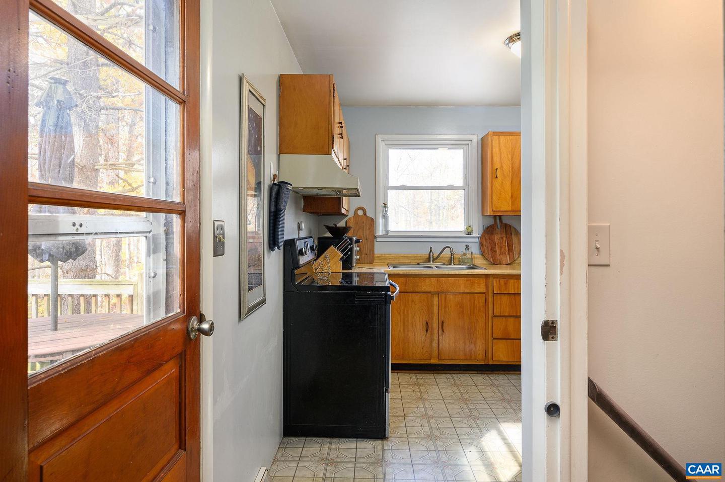 1208 OAK HILL DR, CHARLOTTESVILLE, Virginia 22902, 3 Bedrooms Bedrooms, ,2 BathroomsBathrooms,Residential,For sale,1208 OAK HILL DR,664894 MLS # 664894
