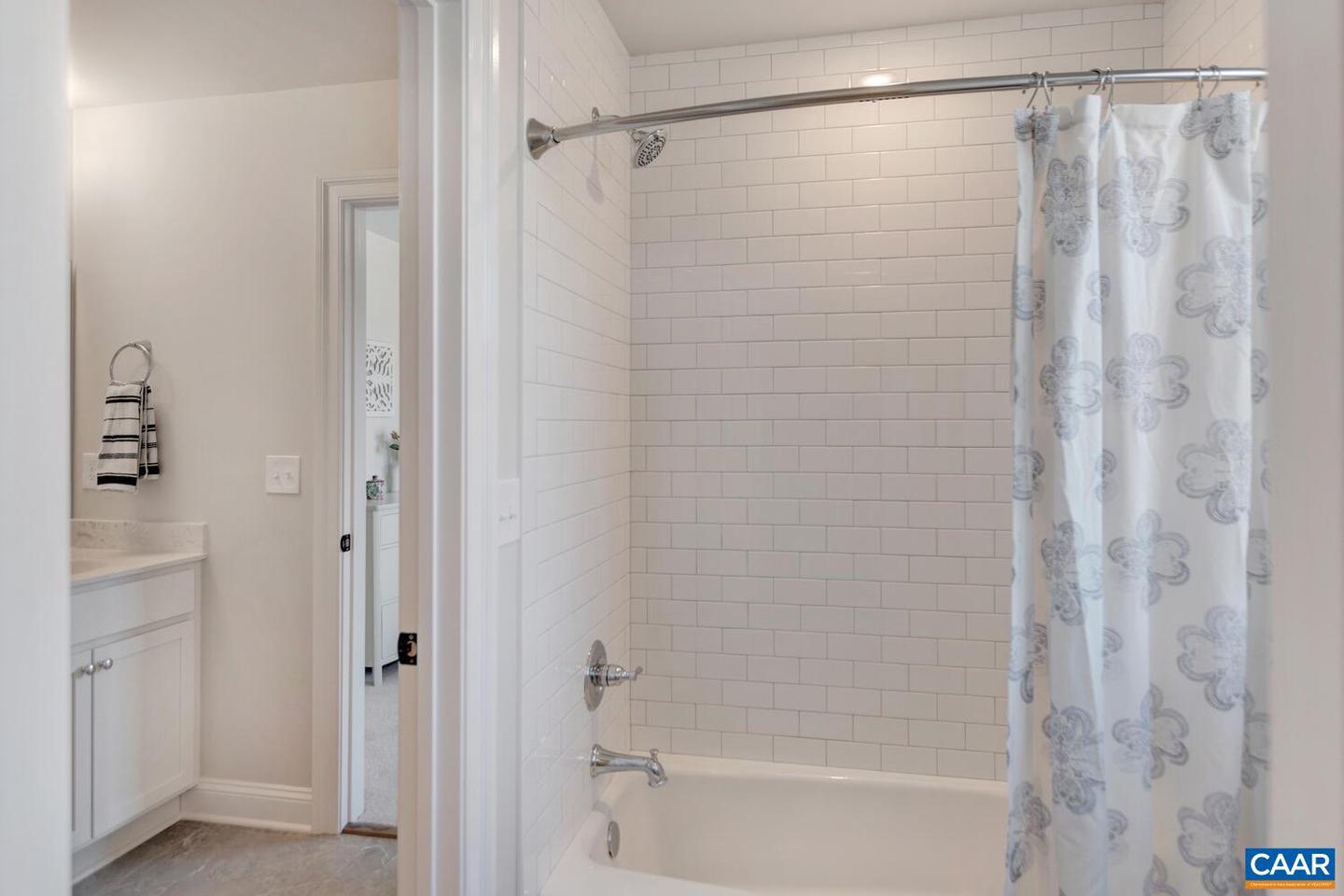 33 A ASHLIN COVE, CHARLOTTESVILLE, Virginia 22901, 4 Bedrooms Bedrooms, ,4 BathroomsBathrooms,Residential,For sale,33 A ASHLIN COVE,664898 MLS # 664898