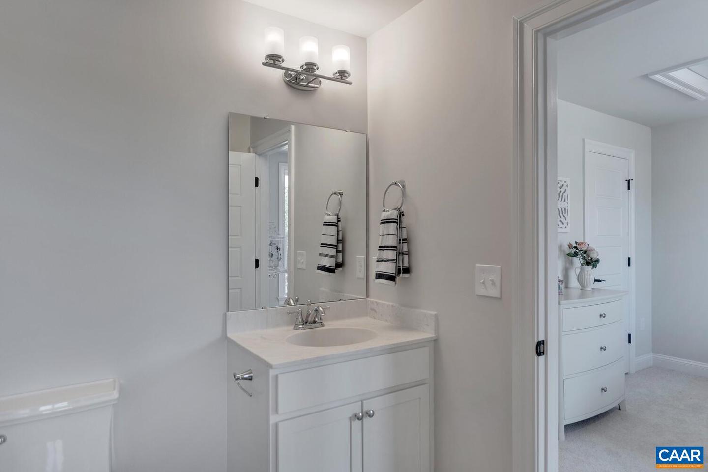 33 A ASHLIN COVE, CHARLOTTESVILLE, Virginia 22901, 4 Bedrooms Bedrooms, ,4 BathroomsBathrooms,Residential,For sale,33 A ASHLIN COVE,664898 MLS # 664898