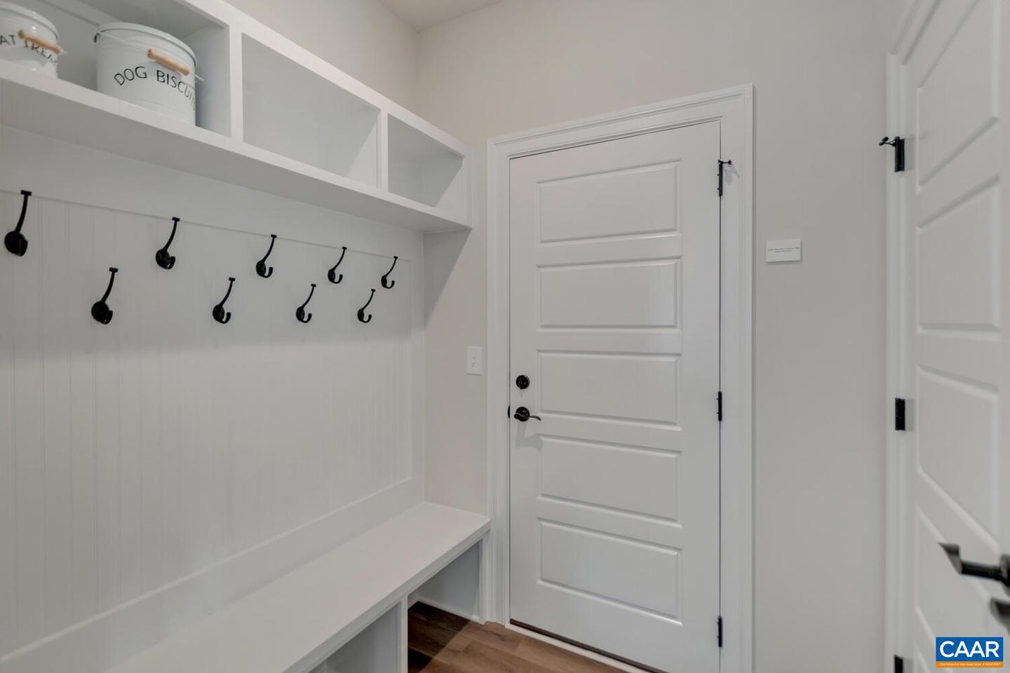 33 A ASHLIN COVE, CHARLOTTESVILLE, Virginia 22901, 4 Bedrooms Bedrooms, ,4 BathroomsBathrooms,Residential,For sale,33 A ASHLIN COVE,664898 MLS # 664898
