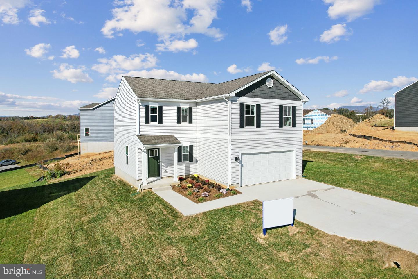 15 POMMEL LN, LEXINGTON CITY, Virginia 24450, 4 Bedrooms Bedrooms, ,2 BathroomsBathrooms,Residential,For sale,15 POMMEL LN,VARB2000112 MLS # VARB2000112