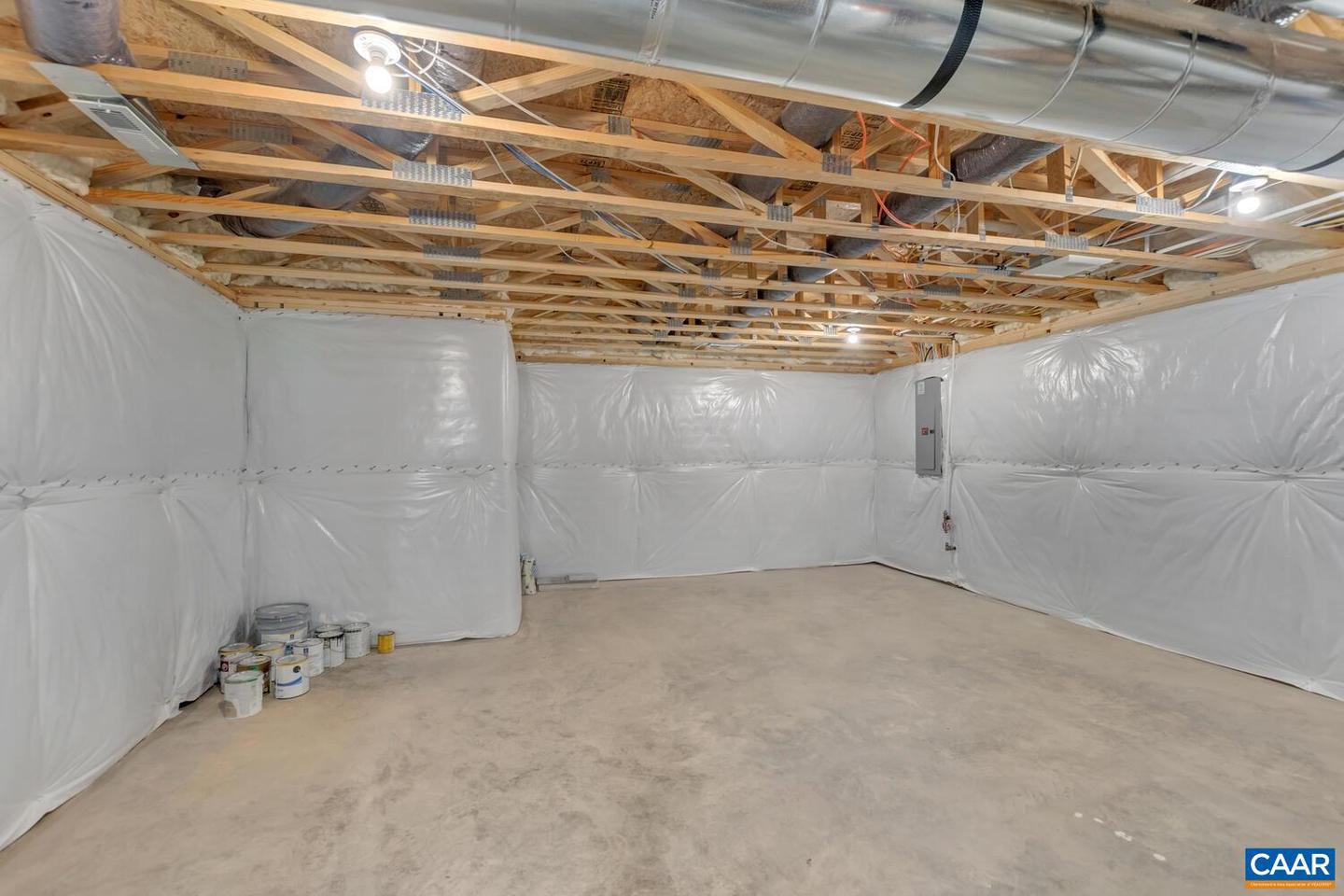 34 A ASHLIN COVE, CHARLOTTESVILLE, Virginia 22901, 3 Bedrooms Bedrooms, ,2 BathroomsBathrooms,Residential,For sale,34 A ASHLIN COVE,664899 MLS # 664899