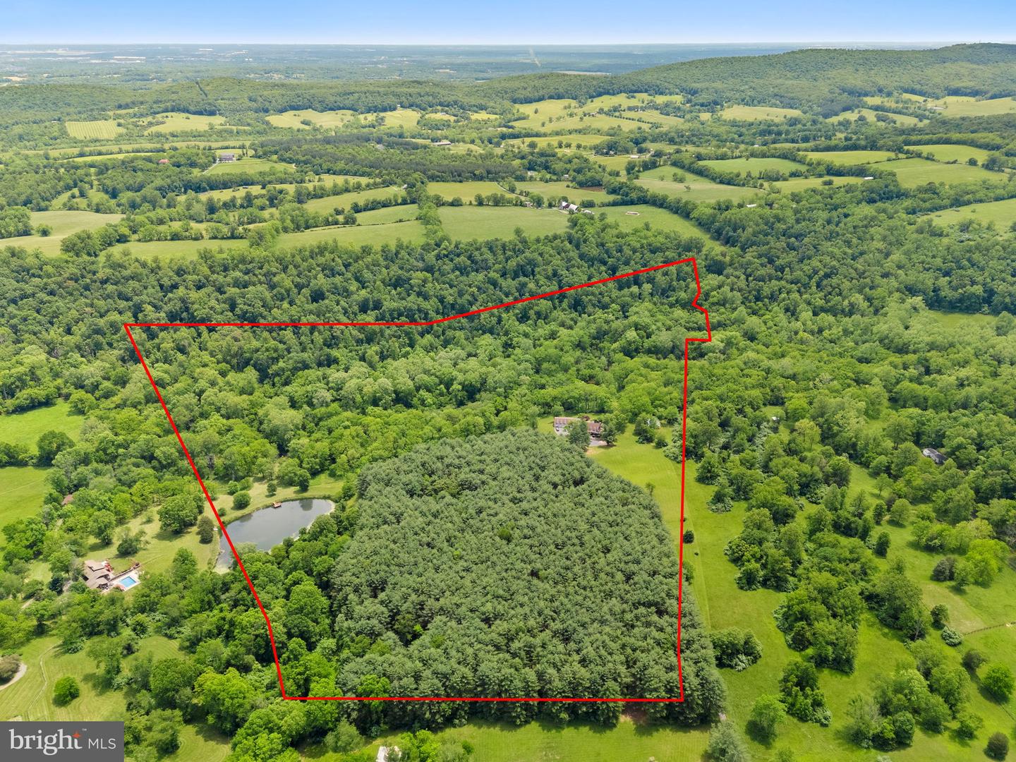 23424 SALLY MILL RD, MIDDLEBURG, Virginia 20117, 4 Bedrooms Bedrooms, ,4 BathroomsBathrooms,Residential,For sale,23424 SALLY MILL RD,VALO2097656 MLS # VALO2097656