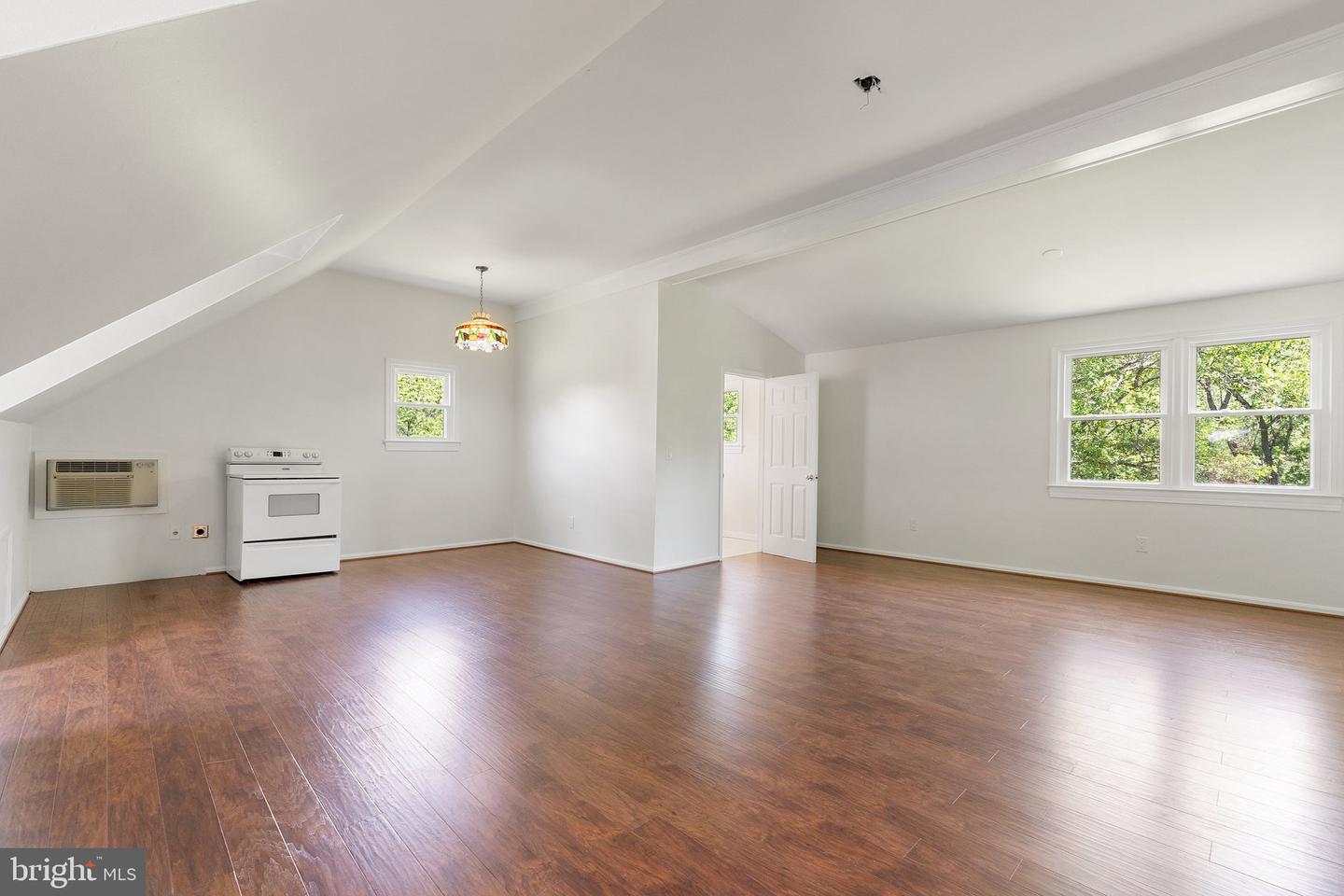 23424 SALLY MILL RD, MIDDLEBURG, Virginia 20117, 4 Bedrooms Bedrooms, ,4 BathroomsBathrooms,Residential,For sale,23424 SALLY MILL RD,VALO2097656 MLS # VALO2097656