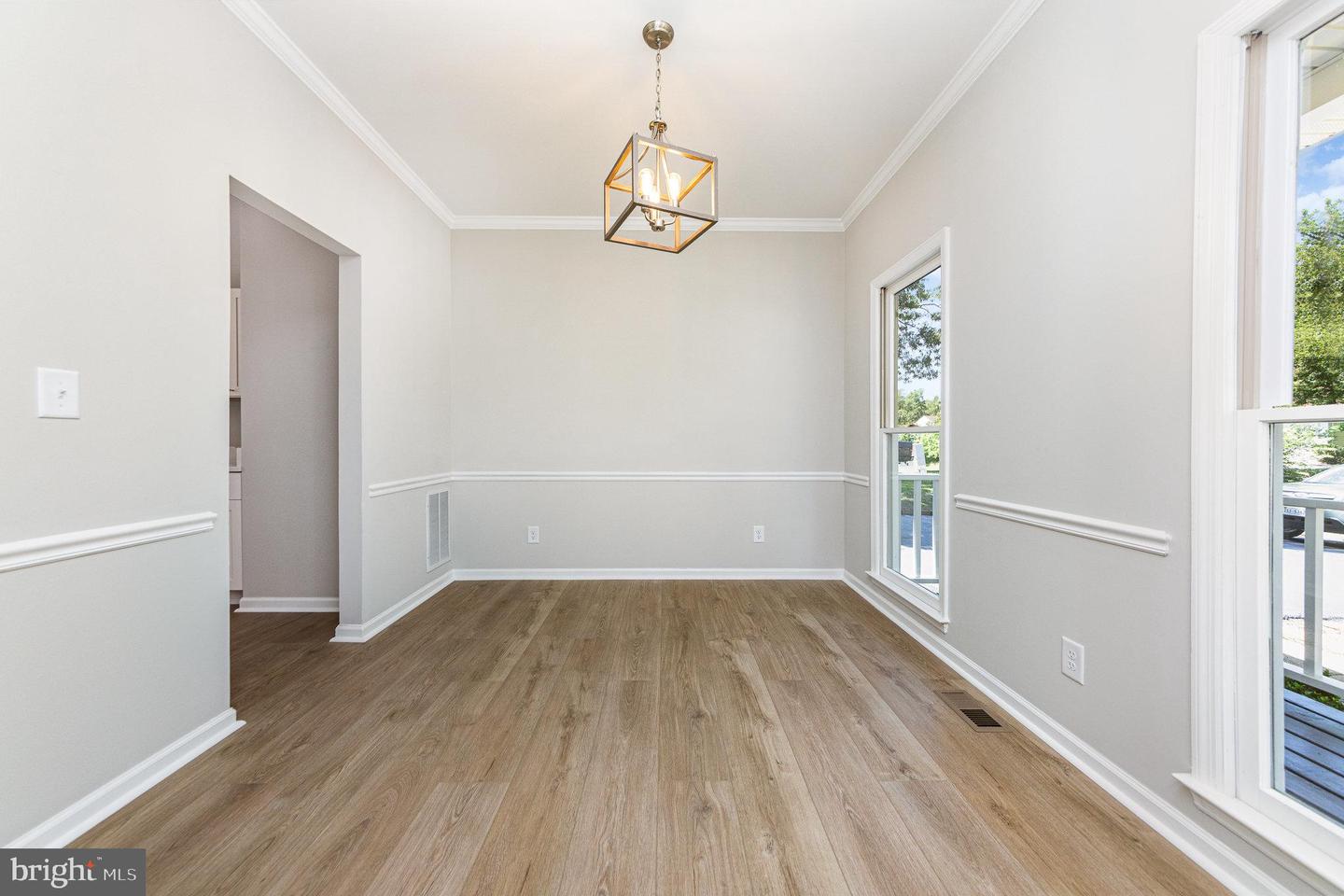 5907 CAMBRIDGE DR, FREDERICKSBURG, Virginia 22407, 3 Bedrooms Bedrooms, ,2 BathroomsBathrooms,Residential,For sale,5907 CAMBRIDGE DR,VASP2033380 MLS # VASP2033380