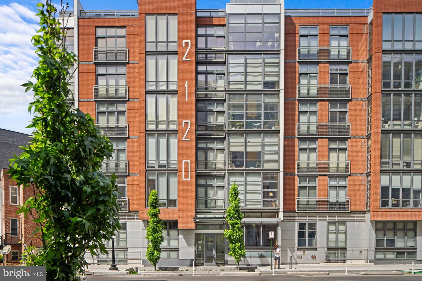 2120 VERMONT AVE NW #307, WASHINGTON, District Of Columbia 20001, 1 Bedroom Bedrooms, ,1 BathroomBathrooms,Residential,For sale,2120 VERMONT AVE NW #307,DCDC2202254 MLS # DCDC2202254