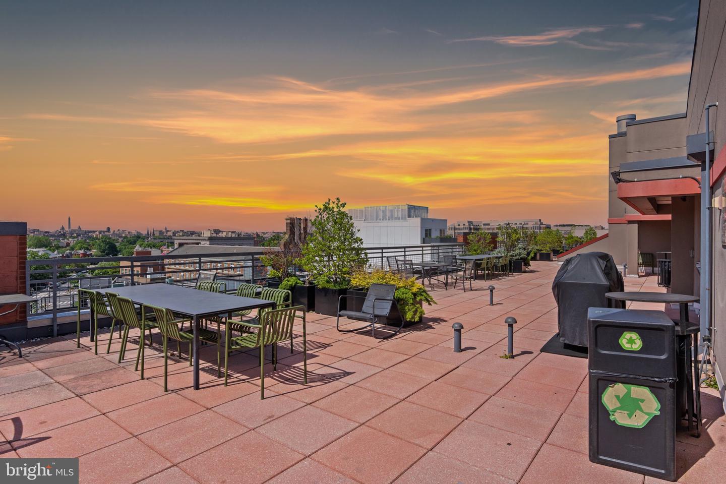 2120 VERMONT AVE NW #307, WASHINGTON, District Of Columbia 20001, 1 Bedroom Bedrooms, ,1 BathroomBathrooms,Residential,For sale,2120 VERMONT AVE NW #307,DCDC2202254 MLS # DCDC2202254