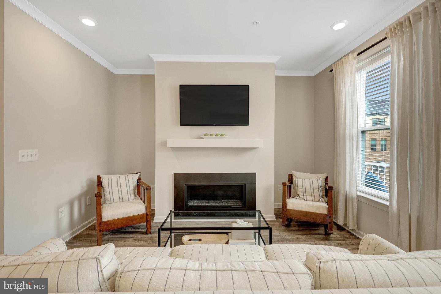 45210 LETTERMORE SQ, STERLING, Virginia 20166, 3 Bedrooms Bedrooms, ,2 BathroomsBathrooms,Residential,For sale,45210 LETTERMORE SQ,VALO2097672 MLS # VALO2097672