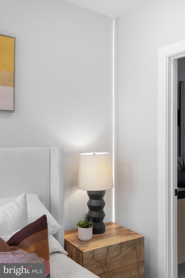 1208 M ST NW #52, WASHINGTON, District Of Columbia 20005, 2 Bedrooms Bedrooms, ,2 BathroomsBathrooms,Residential,For sale,1208 M ST NW #52,DCDC2202268 MLS # DCDC2202268
