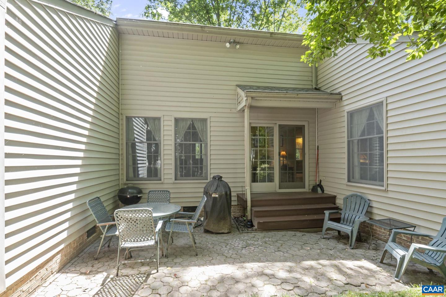 2 WHIPPOORWILL LN, PALMYRA, Virginia 22963, 4 Bedrooms Bedrooms, ,2 BathroomsBathrooms,Residential,For sale,2 WHIPPOORWILL LN,664852 MLS # 664852