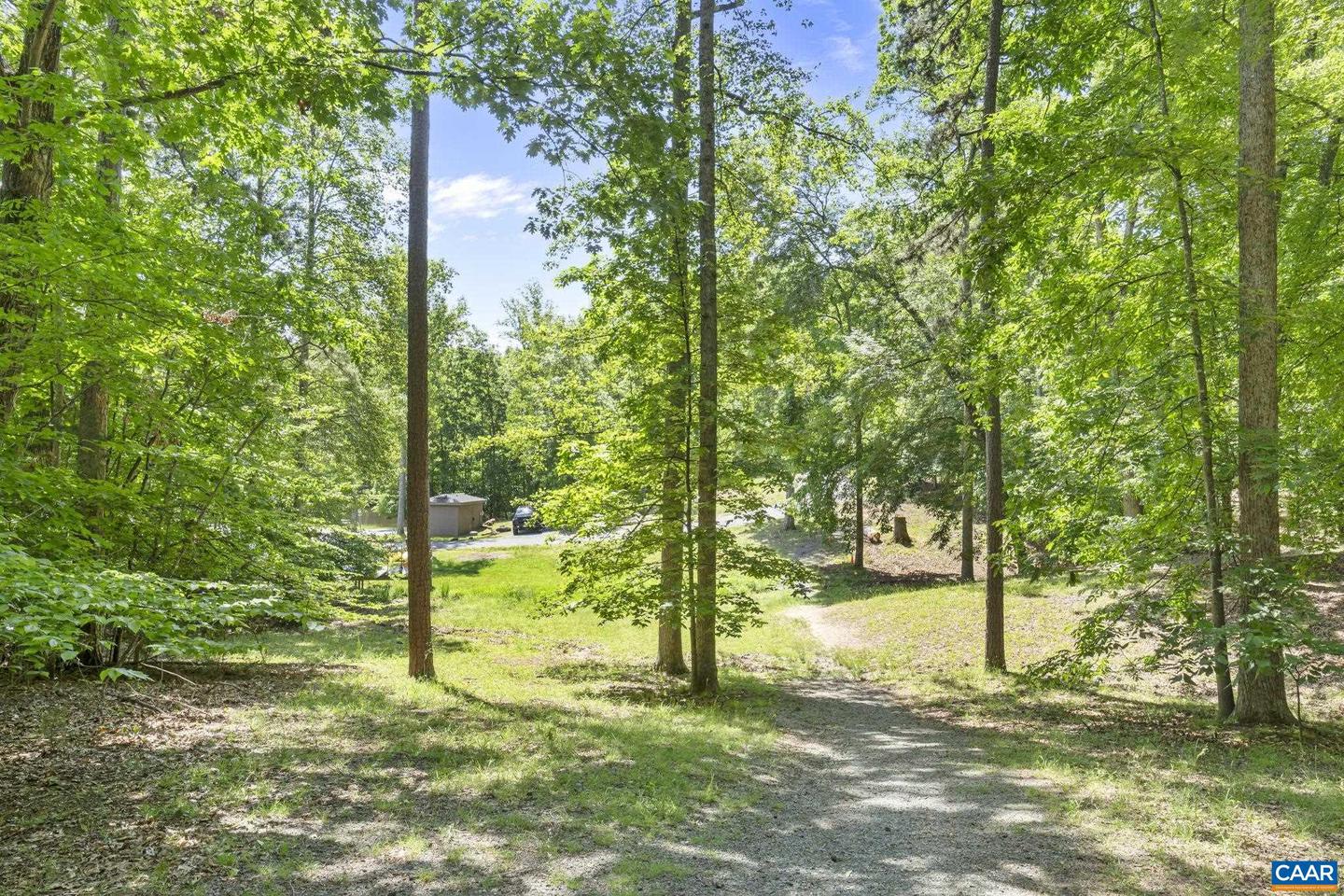2 WHIPPOORWILL LN, PALMYRA, Virginia 22963, 4 Bedrooms Bedrooms, ,2 BathroomsBathrooms,Residential,For sale,2 WHIPPOORWILL LN,664852 MLS # 664852