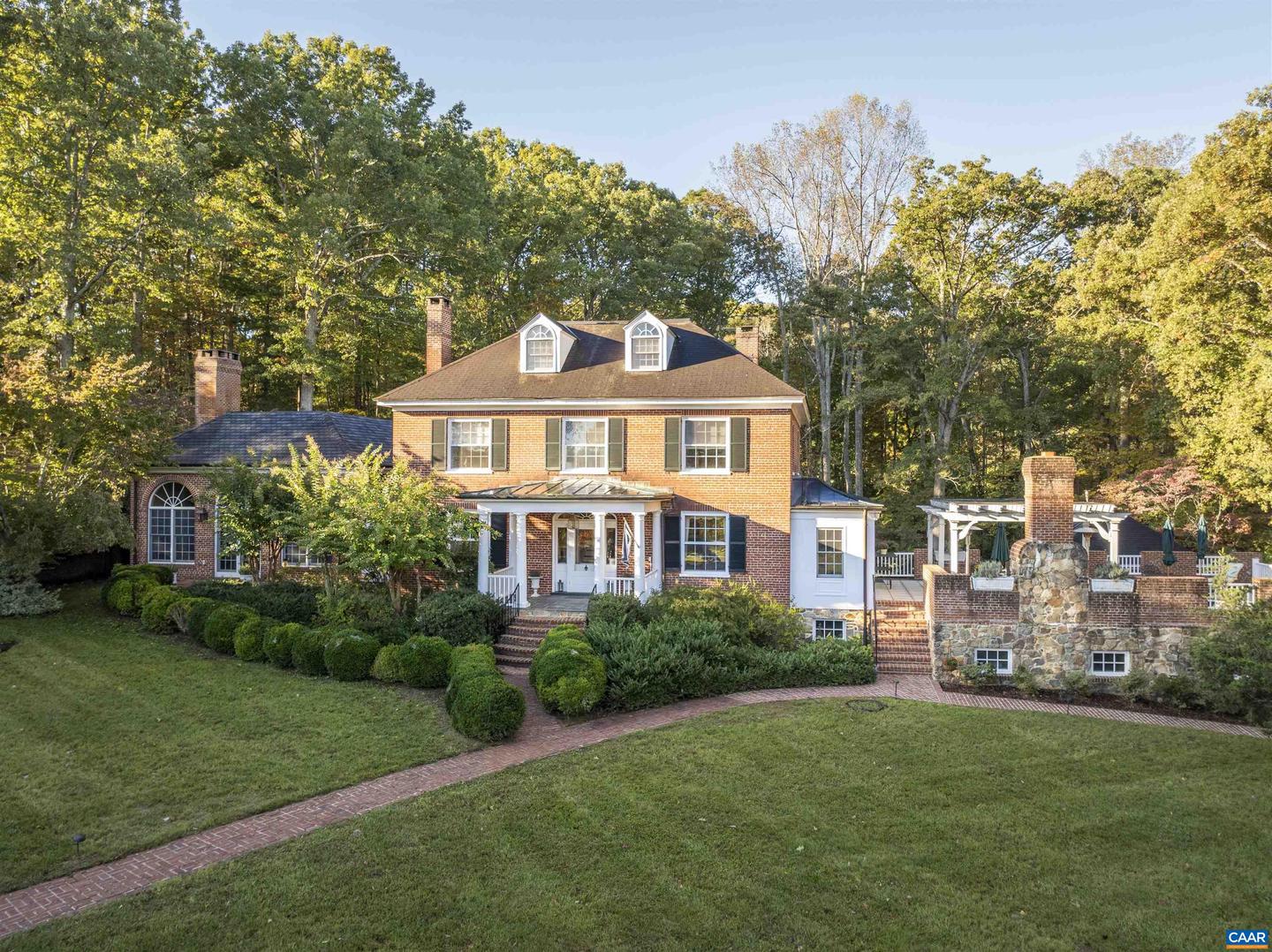 4035 EDGE VALLEY RD, NORTH GARDEN, Virginia 22959, 5 Bedrooms Bedrooms, ,3 BathroomsBathrooms,Residential,For sale,4035 EDGE VALLEY RD,664861 MLS # 664861