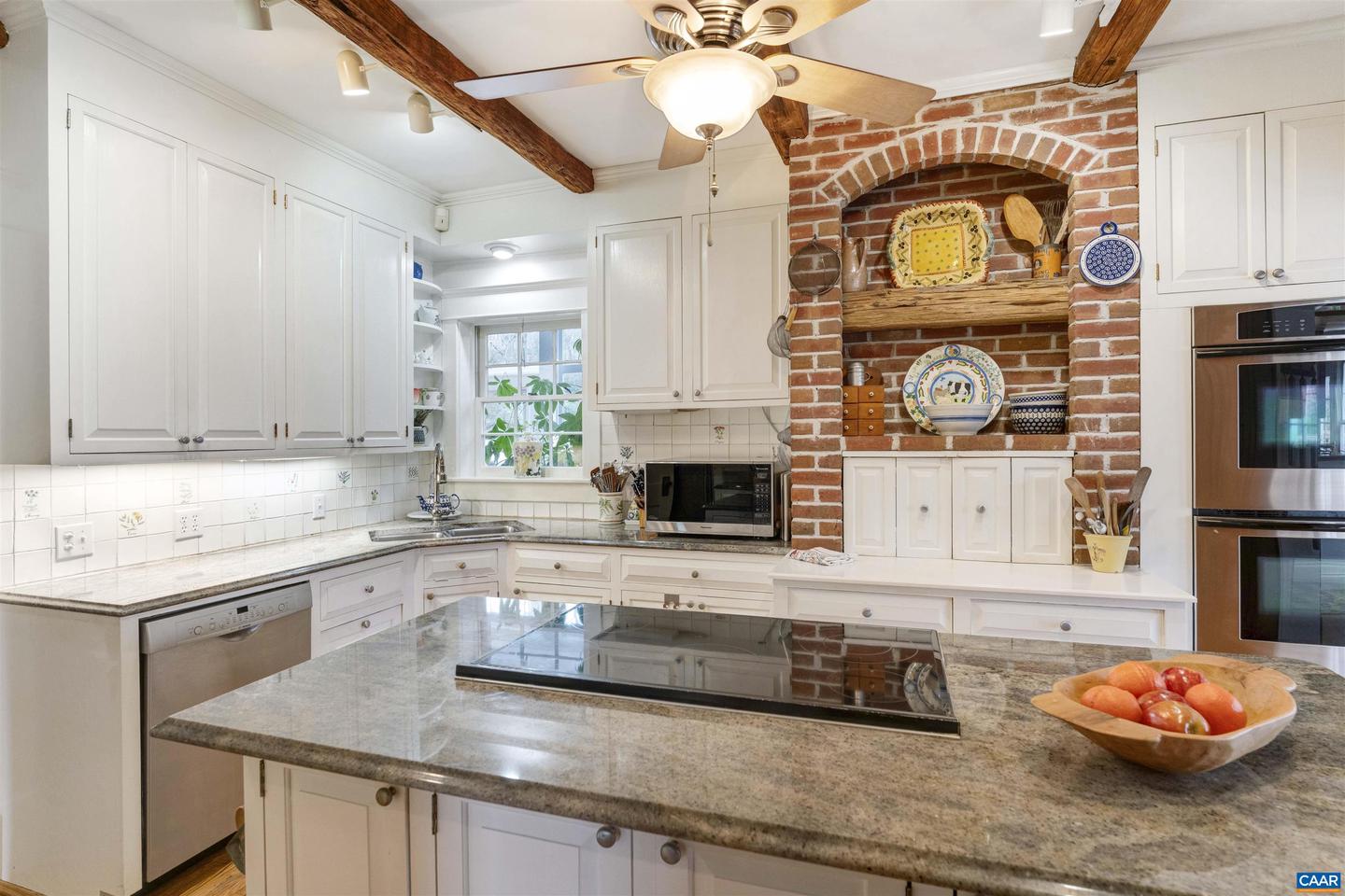 4035 EDGE VALLEY RD, NORTH GARDEN, Virginia 22959, 5 Bedrooms Bedrooms, ,3 BathroomsBathrooms,Residential,For sale,4035 EDGE VALLEY RD,664861 MLS # 664861