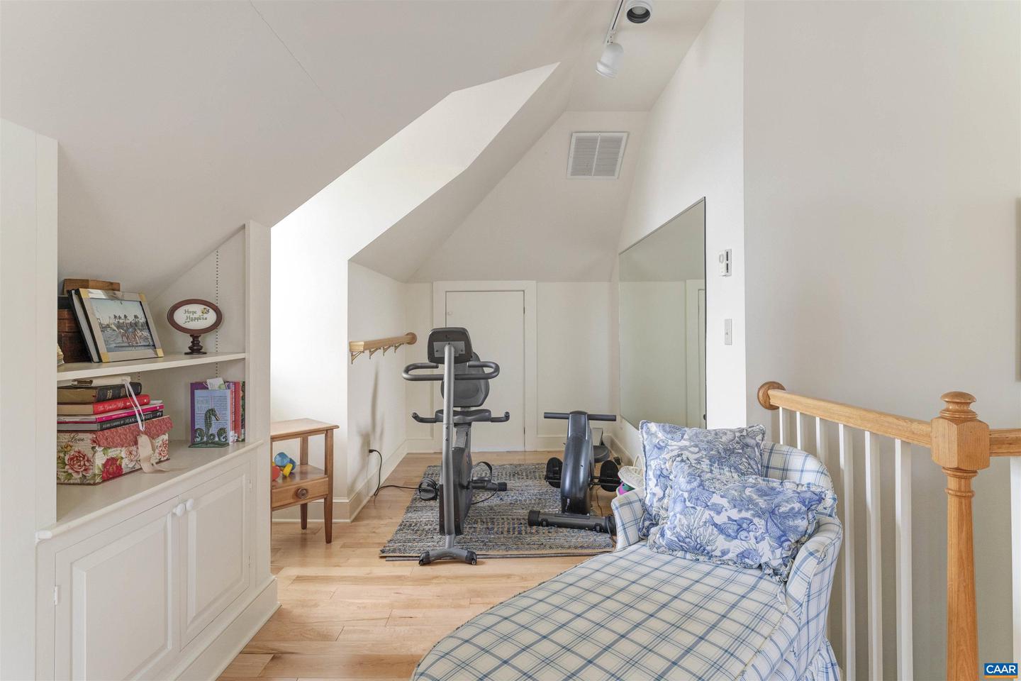 4035 EDGE VALLEY RD, NORTH GARDEN, Virginia 22959, 5 Bedrooms Bedrooms, ,3 BathroomsBathrooms,Residential,For sale,4035 EDGE VALLEY RD,664861 MLS # 664861