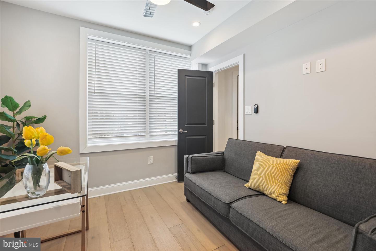 200 HAMILTON ST NW #2, WASHINGTON, District Of Columbia 20011, 2 Bedrooms Bedrooms, ,2 BathroomsBathrooms,Residential,For sale,200 HAMILTON ST NW #2,DCDC2202292 MLS # DCDC2202292