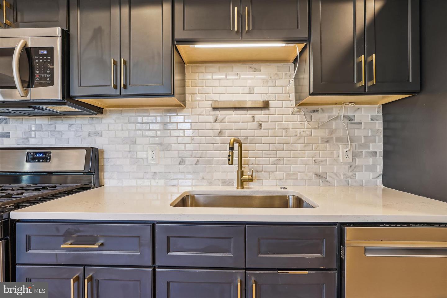 200 HAMILTON ST NW #2, WASHINGTON, District Of Columbia 20011, 2 Bedrooms Bedrooms, ,2 BathroomsBathrooms,Residential,For sale,200 HAMILTON ST NW #2,DCDC2202292 MLS # DCDC2202292