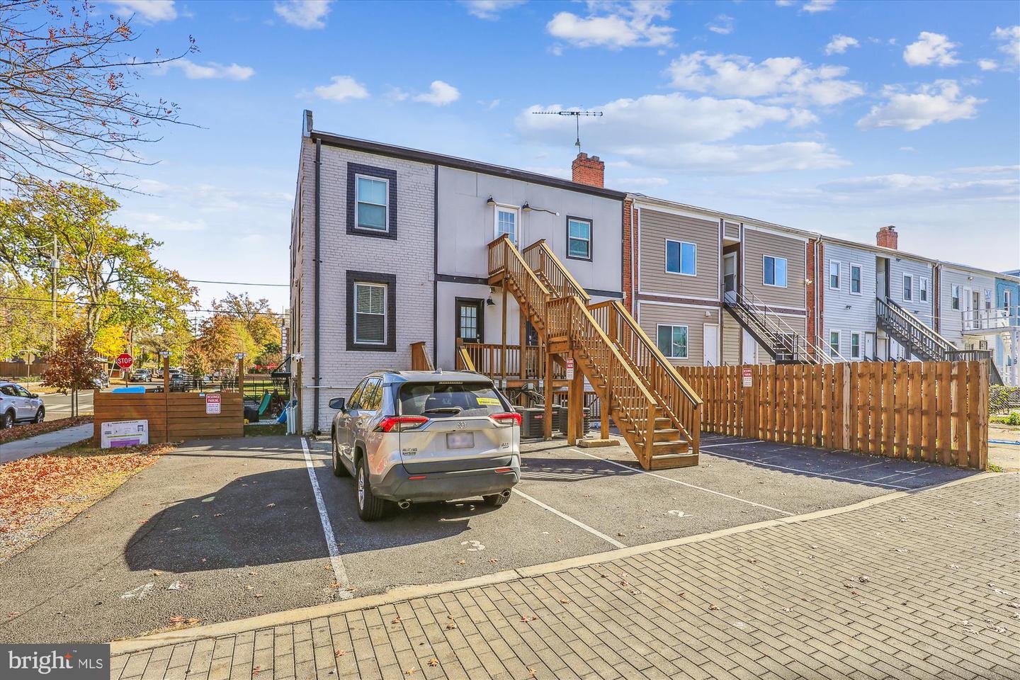200 HAMILTON ST NW #2, WASHINGTON, District Of Columbia 20011, 2 Bedrooms Bedrooms, ,2 BathroomsBathrooms,Residential,For sale,200 HAMILTON ST NW #2,DCDC2202292 MLS # DCDC2202292