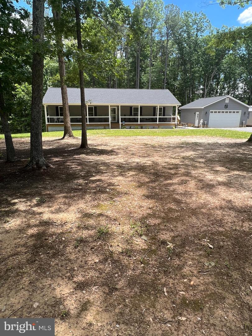 7401 STUBBS BRIDGE RD, SPOTSYLVANIA, Virginia 22551, 3 Bedrooms Bedrooms, ,3 BathroomsBathrooms,Residential,For sale,7401 STUBBS BRIDGE RD,VASP2033394 MLS # VASP2033394
