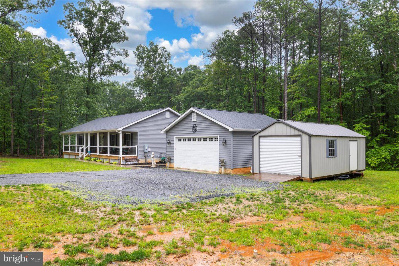 7401 STUBBS BRIDGE RD, SPOTSYLVANIA, Virginia 22551, 3 Bedrooms Bedrooms, ,3 BathroomsBathrooms,Residential,For sale,7401 STUBBS BRIDGE RD,VASP2033394 MLS # VASP2033394