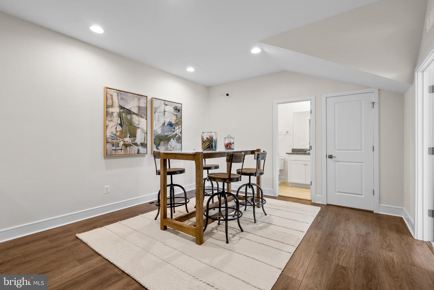 25493 GRASSY MEADOW DR, ALDIE, Virginia 20105, 4 Bedrooms Bedrooms, ,3 BathroomsBathrooms,Residential,For sale,25493 GRASSY MEADOW DR,VALO2097704 MLS # VALO2097704