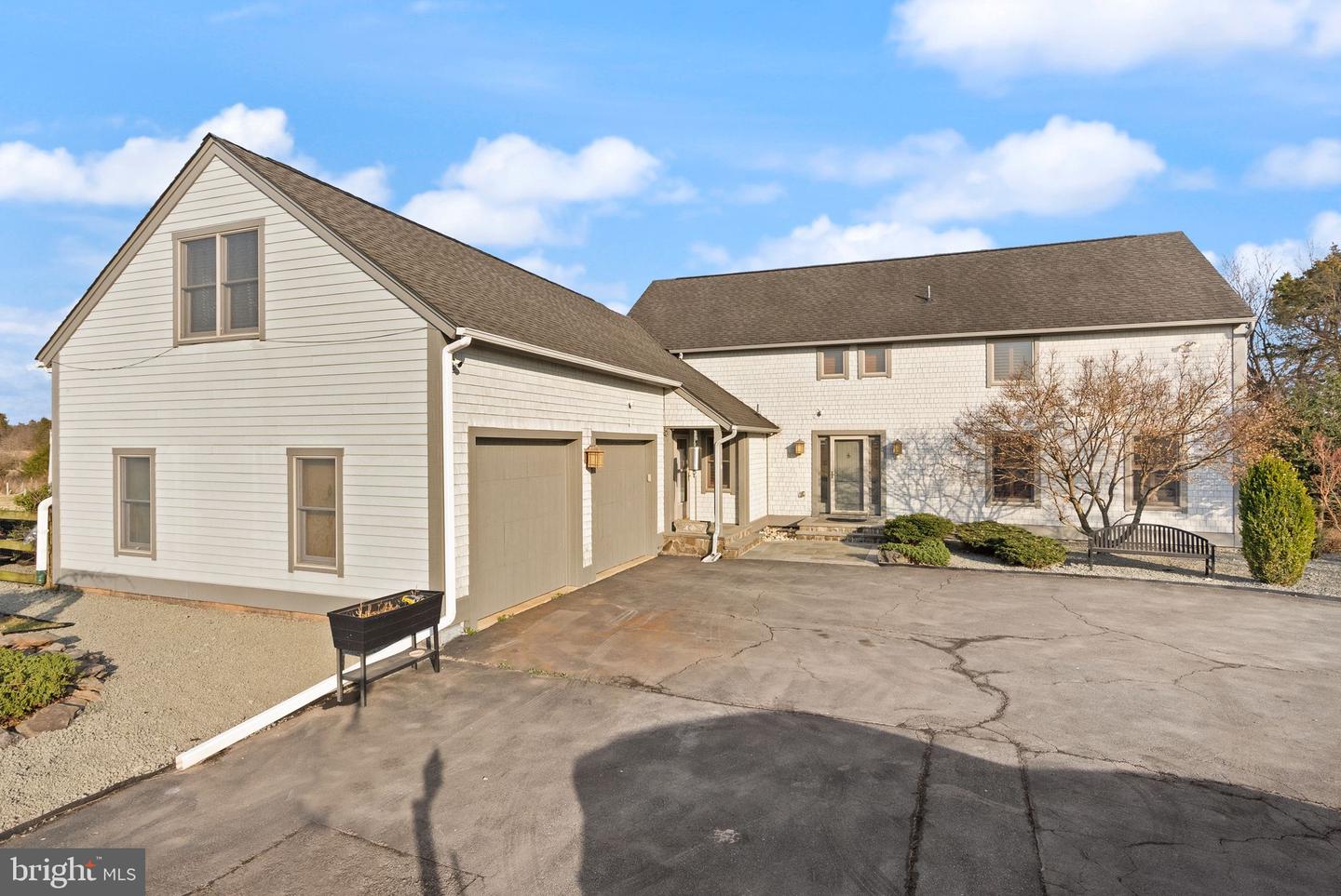 12150 PARKGATE DR, NOKESVILLE, Virginia 20181, 4 Bedrooms Bedrooms, ,3 BathroomsBathrooms,Residential,For sale,12150 PARKGATE DR,VAPW2095488 MLS # VAPW2095488