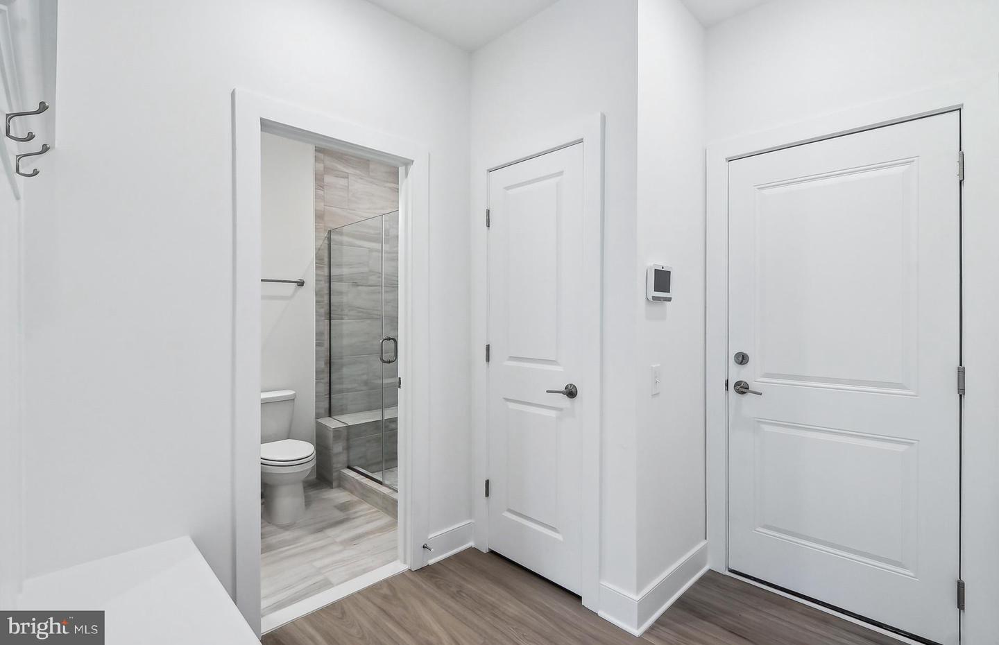 10812 WILLOW TER, FAIRFAX, Virginia 22030, 4 Bedrooms Bedrooms, ,4 BathroomsBathrooms,Residential,For sale,10812 WILLOW TER,VAFX2209162 MLS # VAFX2209162